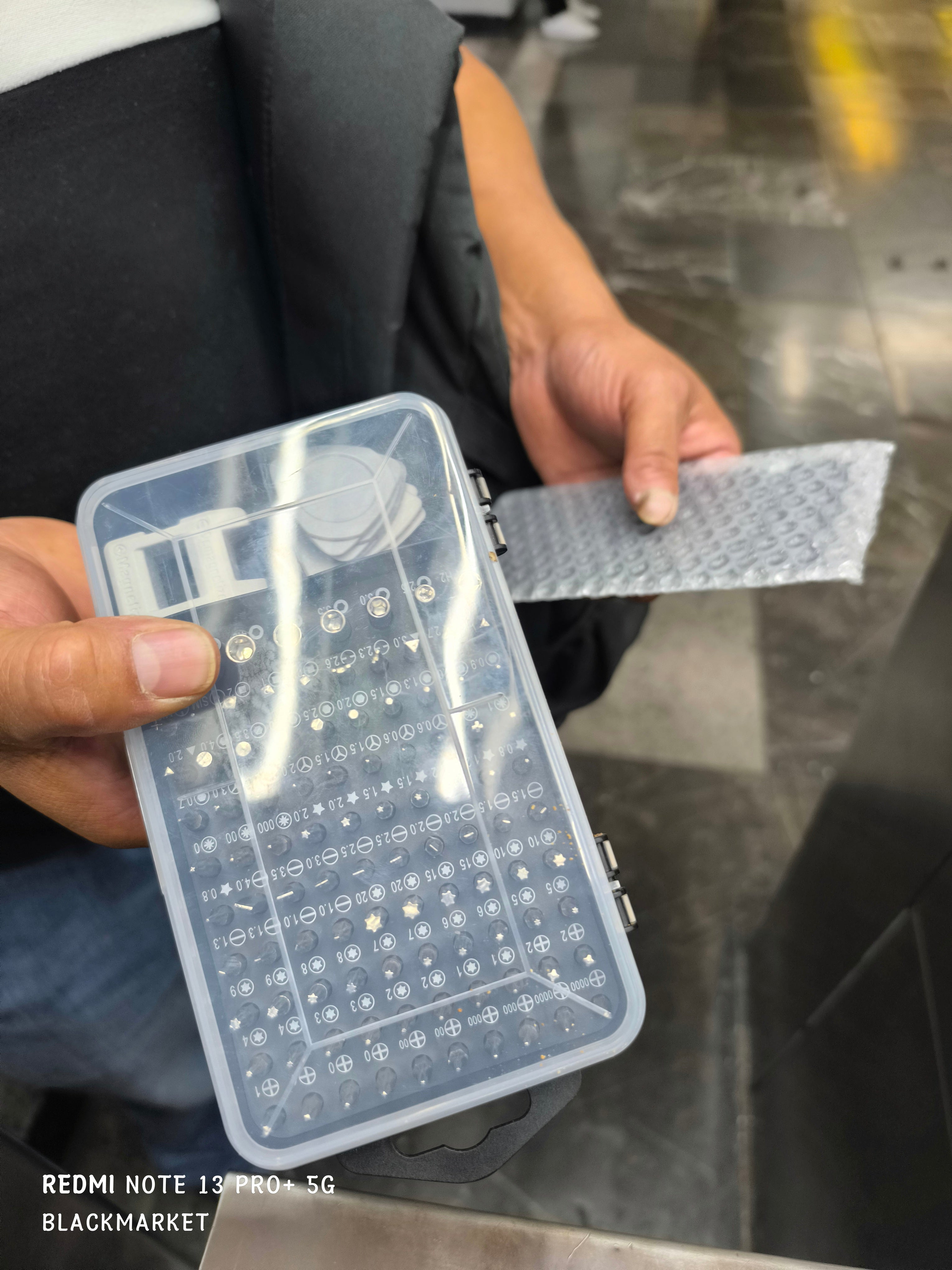 Kit de Desarmadores 115 en 1